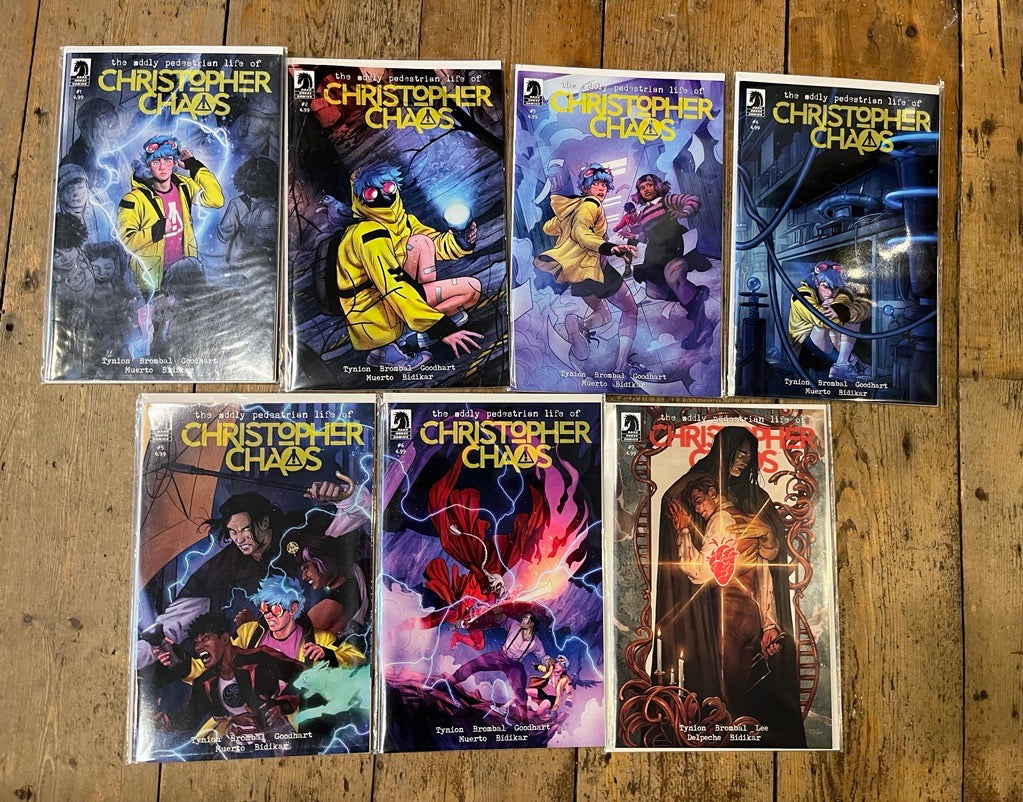 PRE-OWNED THE ODDLY PEDESTRIAN LIFE OF CHRISTOPHER CHAOS #1 TO #7 DARK HORSE